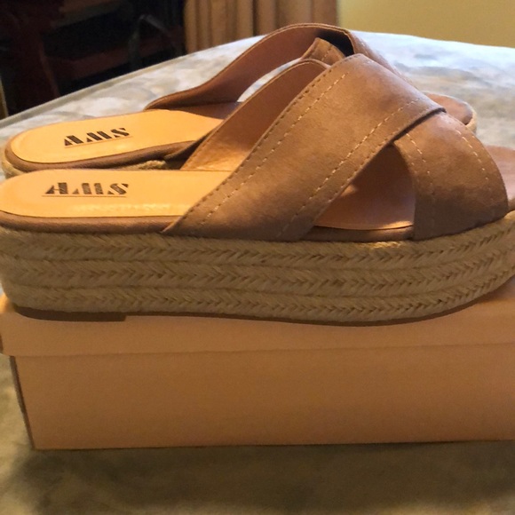 ams platform sandals